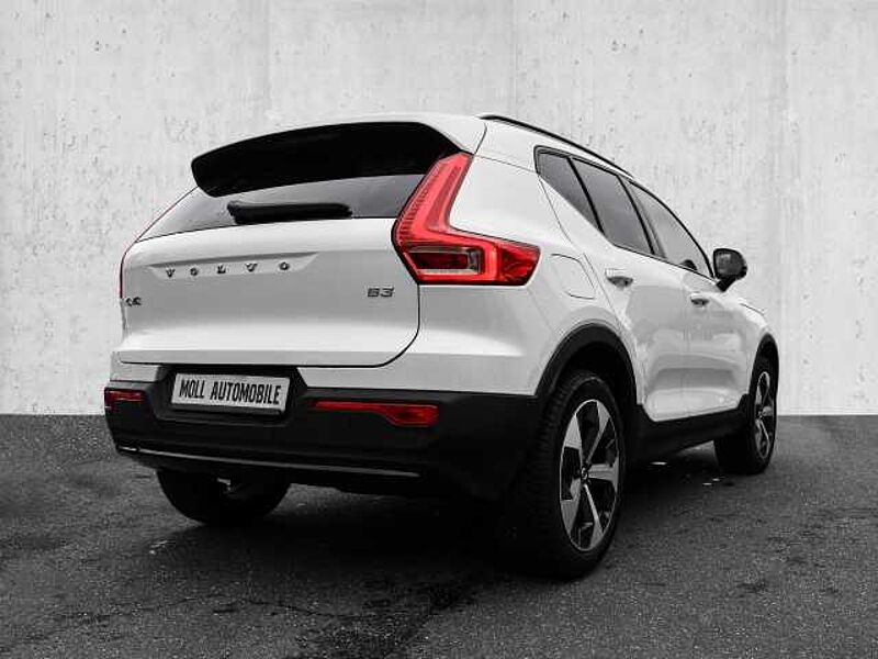 Volvo XC40 Plus Dark 2WD B3 EU6d digitales Cockpit Memory Sitze Soundsystem HarmanKardon LE