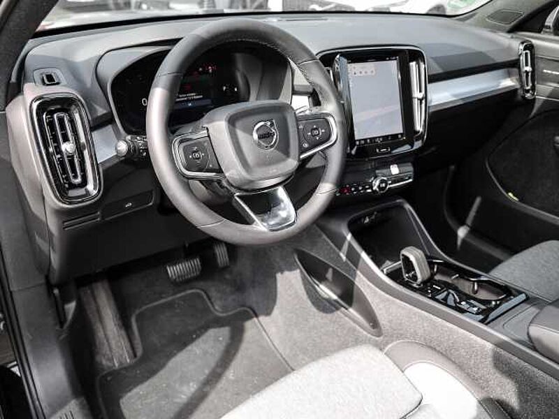 Volvo XC40 Plus Dark 2WD B3 EU6d digitales Cockpit Memory Sitze Soundsystem HarmanKardon LE