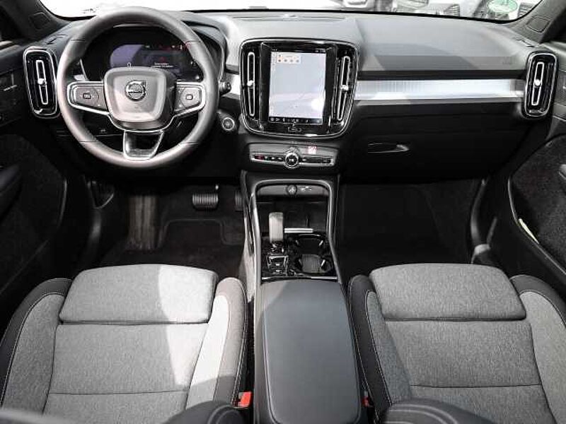 Volvo XC40 Plus Dark 2WD B3 EU6d digitales Cockpit Memory Sitze Soundsystem HarmanKardon LE