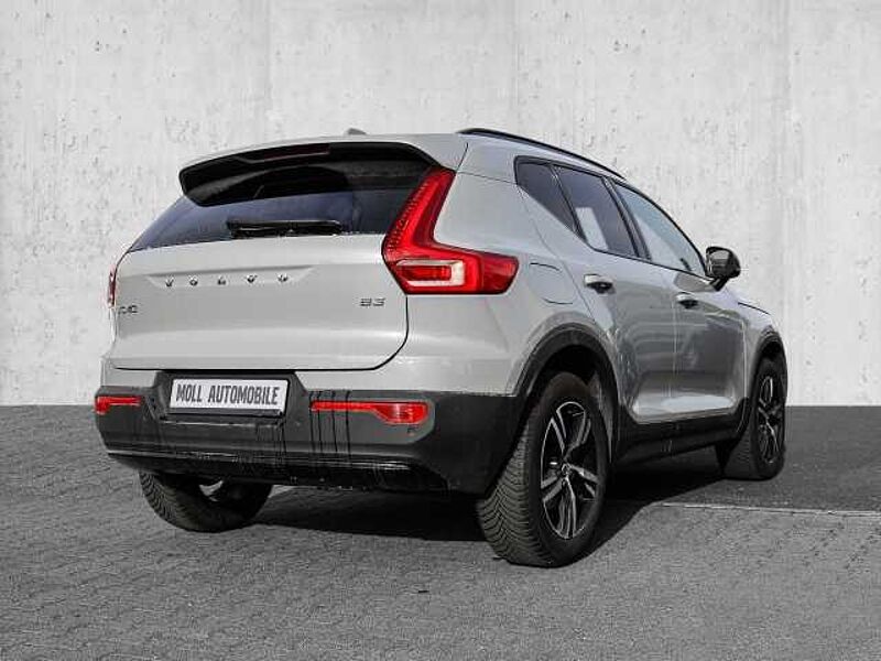 Volvo XC40 Plus Dark 2WD B3 EU6d digitales Cockpit Memory Sitze Soundsystem HarmanKardon LE