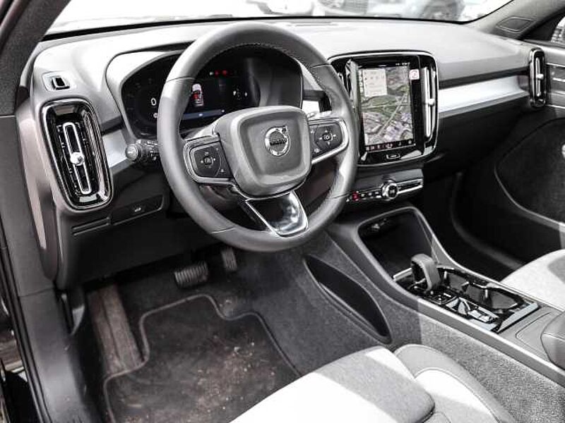 Volvo XC40 Plus Dark 2WD B3 EU6d digitales Cockpit Memory Sitze Soundsystem HarmanKardon LE