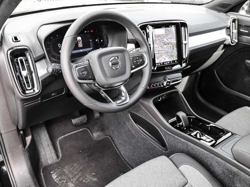 Volvo XC40 Plus Dark 2WD B3 EU6d digitales Cockpit Memory Sitze Soundsystem HarmanKardon LE