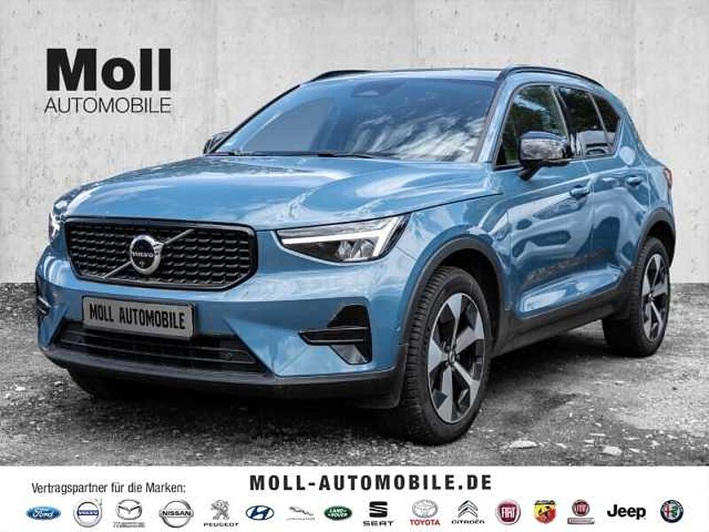 Volvo XC40 Plus Dark 2WD B4 EU6d digitales Cockpit Memory Sitze Soundsystem HarmanKardon 36