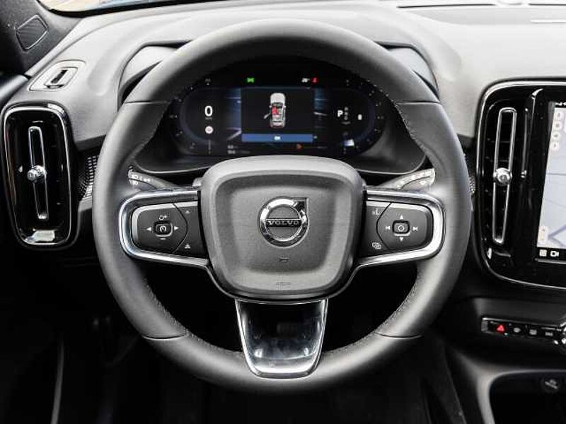 Volvo XC40 Plus Dark 2WD B4 EU6d digitales Cockpit Memory Sitze Soundsystem HarmanKardon 36