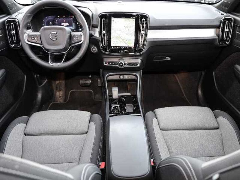 Volvo XC40 Plus Dark 2WD B3 EU6d digitales Cockpit Memory Sitze Soundsystem HarmanKardon LE