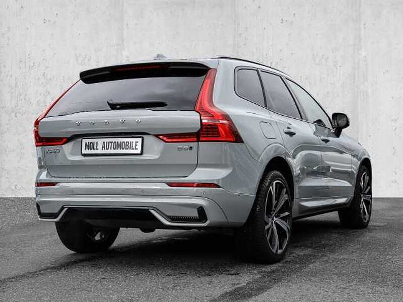 Volvo XC60 Ultimate Dark AWD B5 Benzin EU6d Allrad HUD StandHZG Leder digitales Cockpit Mem