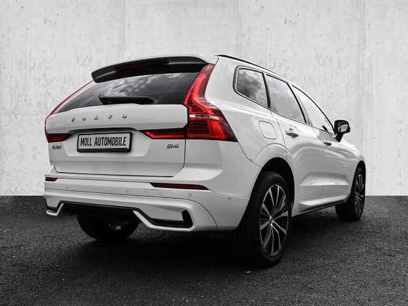 Volvo XC60 Ultimate Dark 2WD B4 Diesel EU6d HUD AD digitales Cockpit Memory Sitze Soundsyst