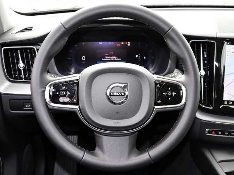 Volvo XC60 Ultimate Dark 2WD B4 Diesel EU6d HUD AD digitales Cockpit Memory Sitze Soundsyst