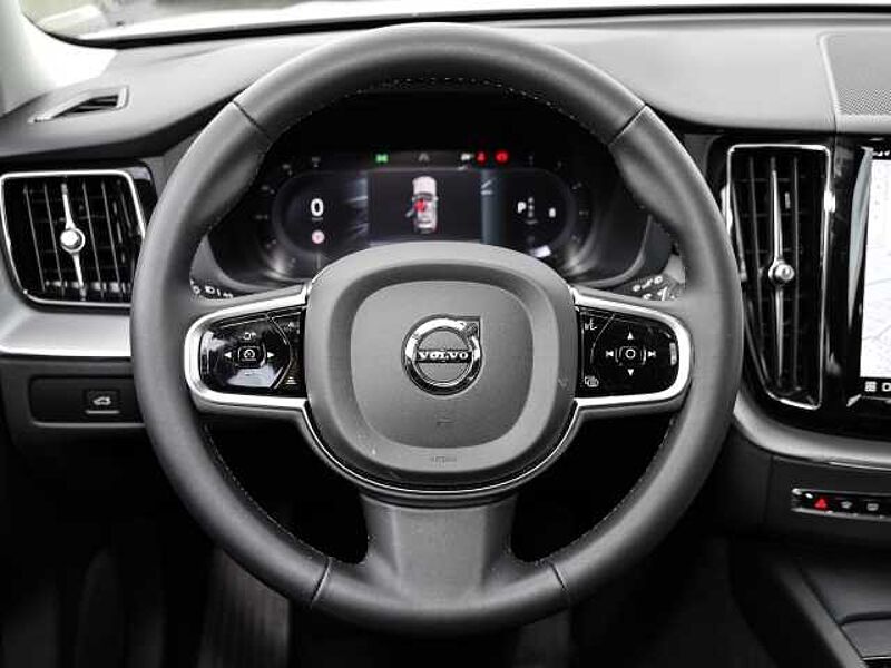 Volvo XC60 Plus Dark AWD B4 Diesel EU6d Allrad digitales Cockpit Memory Sitze Soundsystem