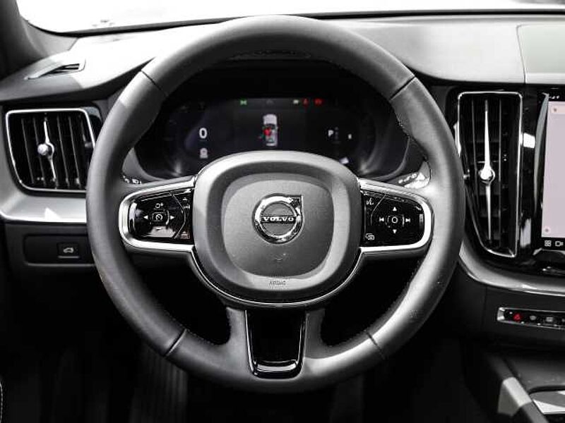 Volvo XC60 Plus Dark AWD B4 Diesel EU6d Allrad Leder digitales Cockpit Memory Sitze Soundsy