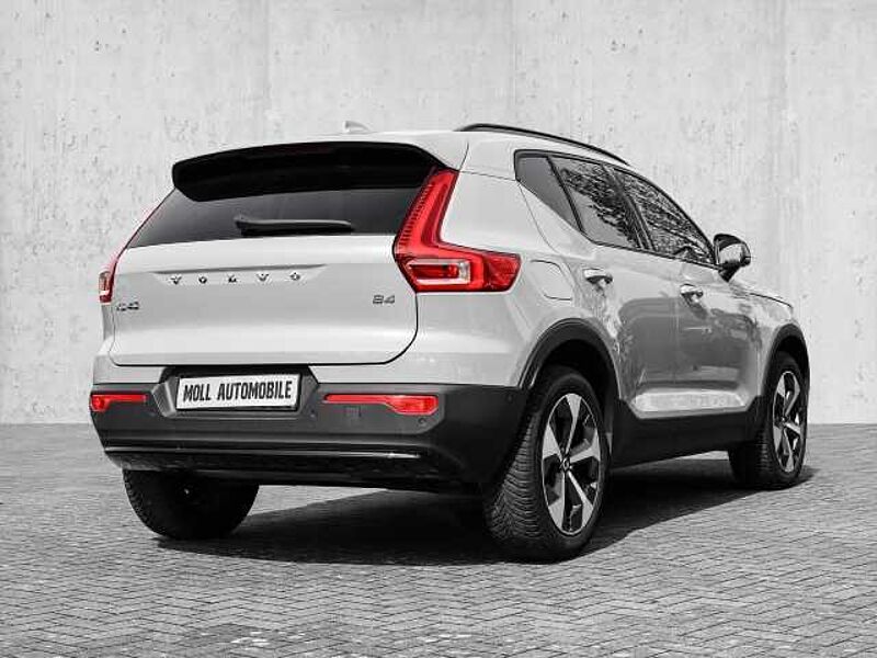 Volvo XC40 Plus Dark 2WD B4 EU6d digitales Cockpit Memory Sitze Soundsystem HarmanKardon 36