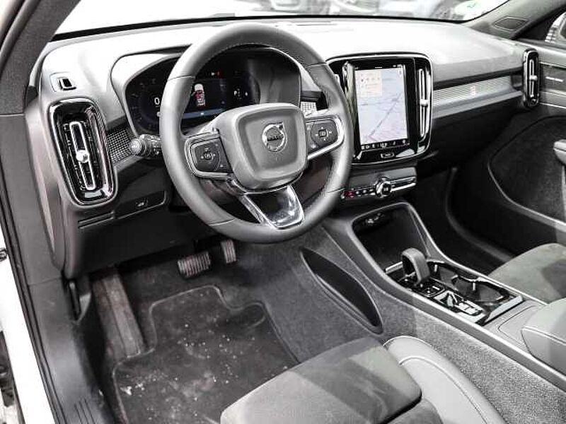 Volvo XC40 Plus Dark 2WD B4 EU6d digitales Cockpit Memory Sitze Soundsystem HarmanKardon 36