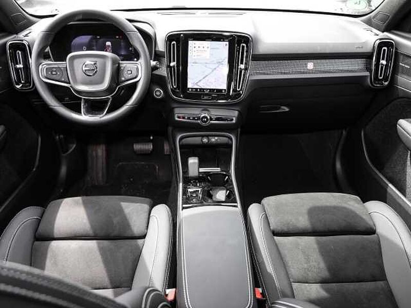 Volvo XC40 Plus Dark 2WD B4 EU6d digitales Cockpit Memory Sitze Soundsystem HarmanKardon 36