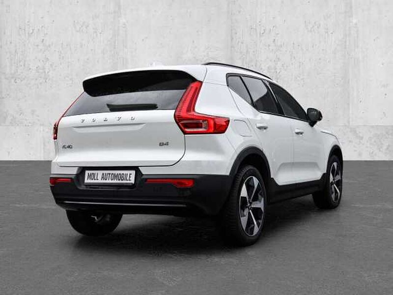 Volvo XC40 Plus Dark 2WD B4 EU6d digitales Cockpit Memory Sitze Soundsystem HarmanKardon 36