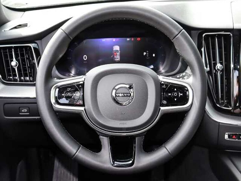 Volvo XC60 Plus Dark AWD B4 Diesel EU6d Allrad Leder digitales Cockpit Memory Sitze Soundsy