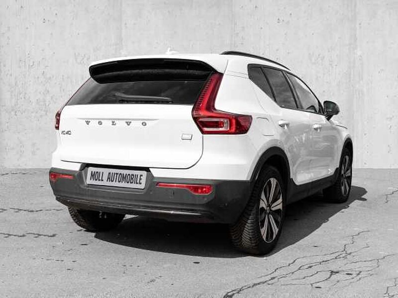 Volvo XC40 Plus Dark Recharge Plug-In Hybrid 2WD T5 Twin Engine EU6d StandHZG Navi digitale