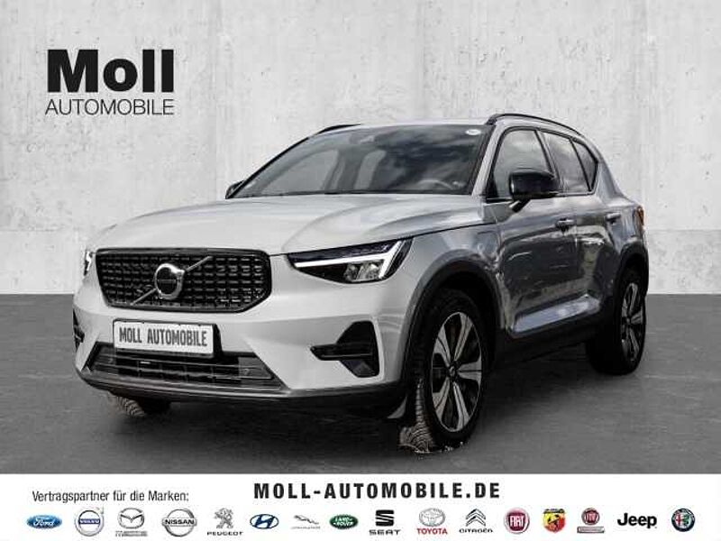 Volvo XC40 Plus Dark Recharge Plug-In Hybrid 2WD T4 Twin Engine EU6d StandHZG Navi digitale