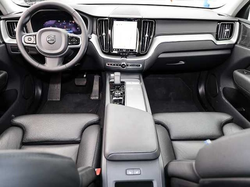 Volvo XC60 Ultimate Dark Recharge Plug-In Hybrid AWD T8 Twin Engine EU6d Allrad HUD StandHZ