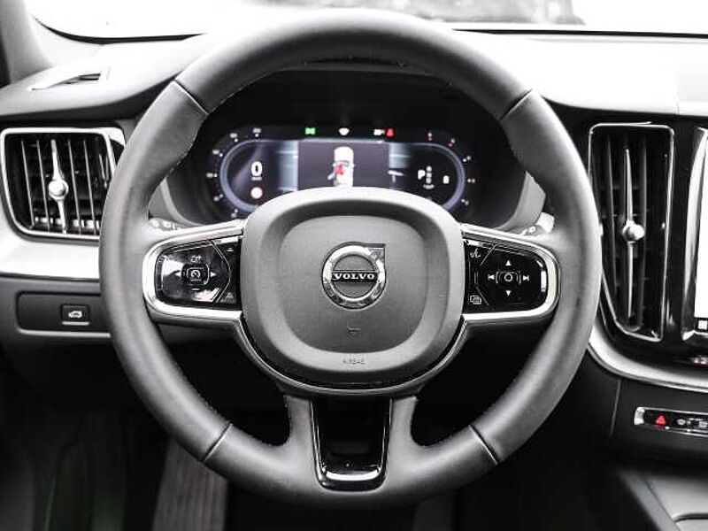 Volvo XC60 Plus Dark AWD B4 Diesel EU6d Allrad Leder digitales Cockpit Memory Sitze Soundsy