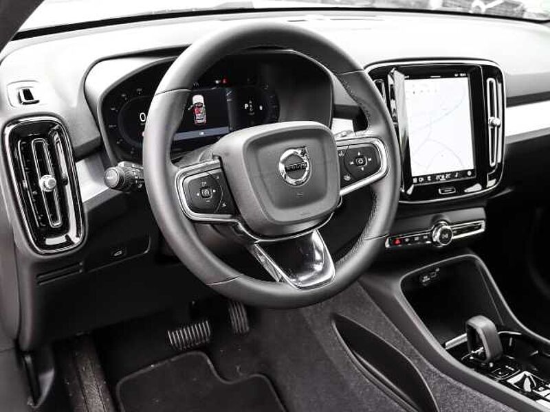 Volvo XC40 Plus Dark 2WD B3 EU6d digitales Cockpit Memory Sitze Soundsystem HarmanKardon LE