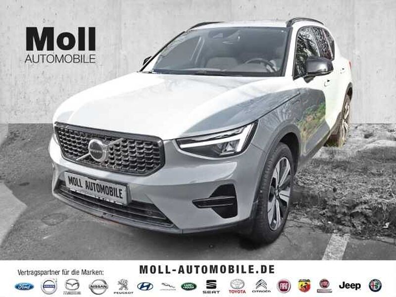 Volvo XC40 Plus Dark Recharge Plug-In Hybrid 2WD T4 Twin Engine EU6d StandHZG Navi digitale