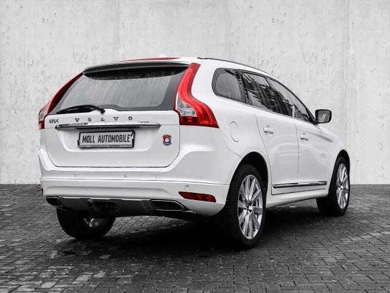 Volvo XC60 Summum AWD D4 DPF LEDER AHK Allrad StandHZG Navi digitales Cockpit Memory Sitze