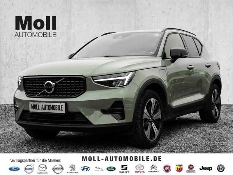 Volvo XC40 Plus Dark Recharge Plug-In Hybrid 2WD T4 Twin Engine EU6d StandHZG Navi digitale