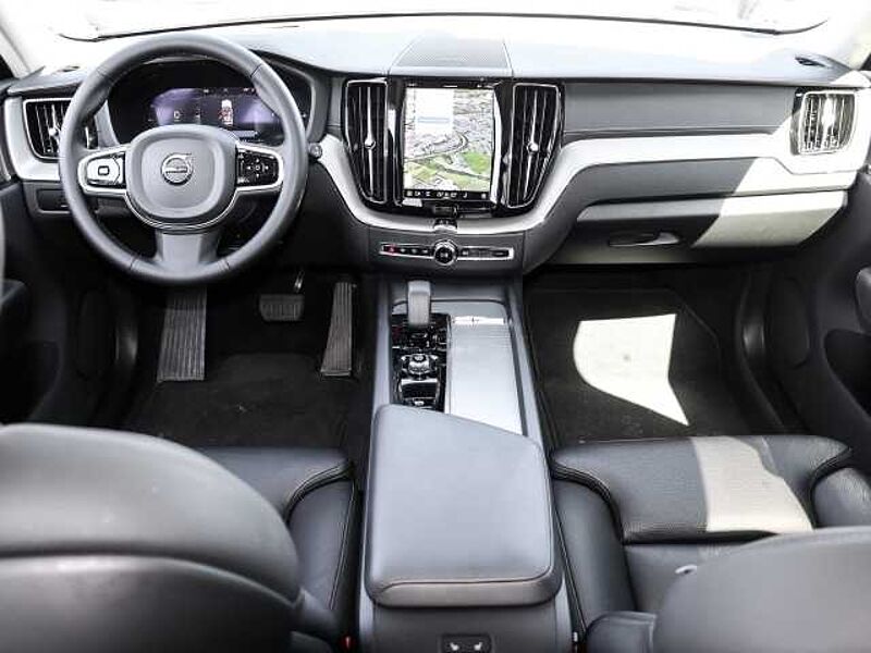 Volvo XC60 Ultimate Dark Recharge Plug-In Hybrid AWD T8 Twin Engine EU6d Allrad HUD StandHZ