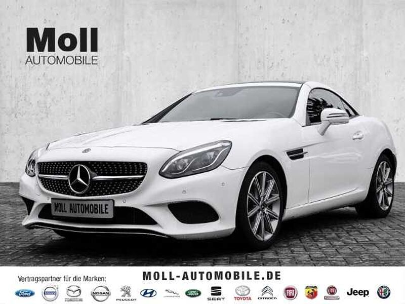 Mercedes-Benz SLC 200 -Klasse Roadster Sportpaket El. Panodach Navi Leder Soundsystem HarmanKardon