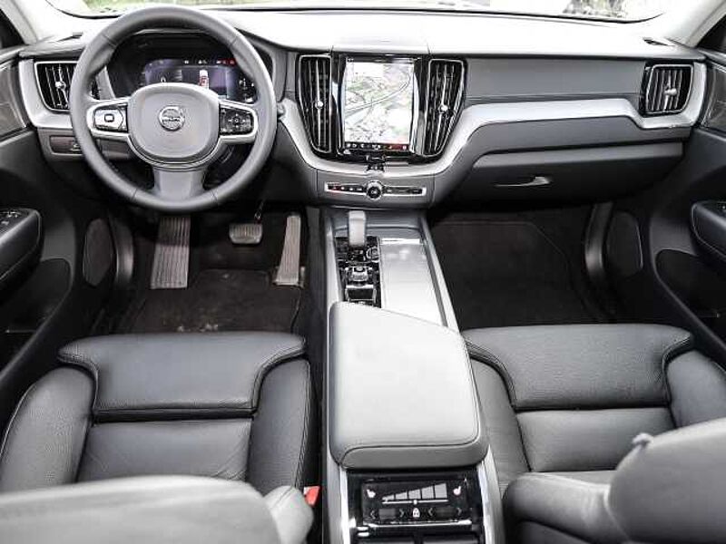 Volvo XC60 Ultimate Dark 2WD B4 Diesel EU6d HUD AD digitales Cockpit Memory Sitze Soundsyst