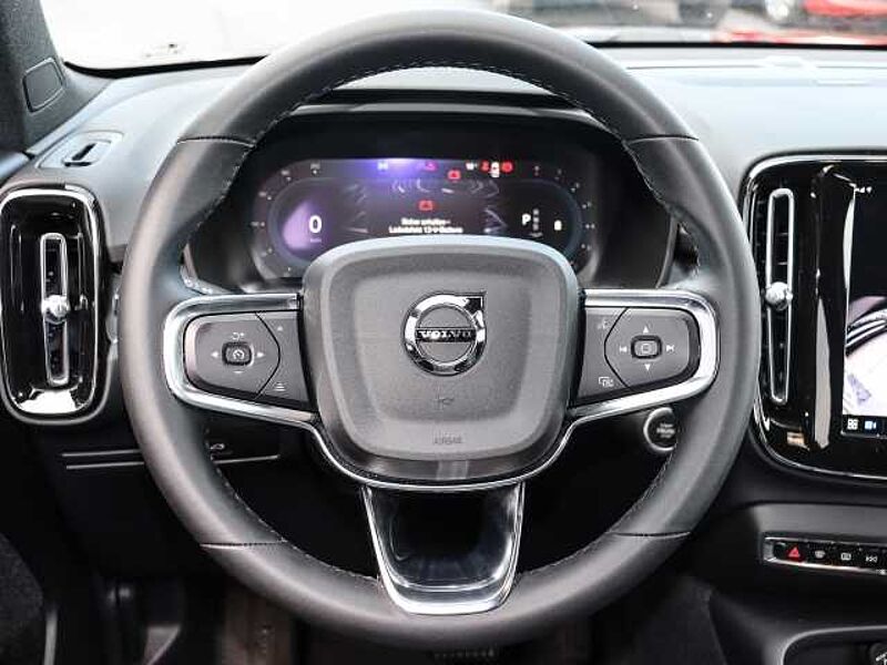 Volvo XC40 Plus Dark 2WD B3 EU6d digitales Cockpit Memory Sitze Soundsystem HarmanKardon LE