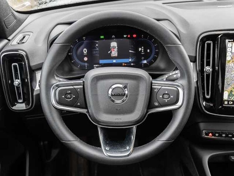 Volvo XC40 Plus Dark 2WD B3 EU6d digitales Cockpit Memory Sitze Soundsystem HarmanKardon LE