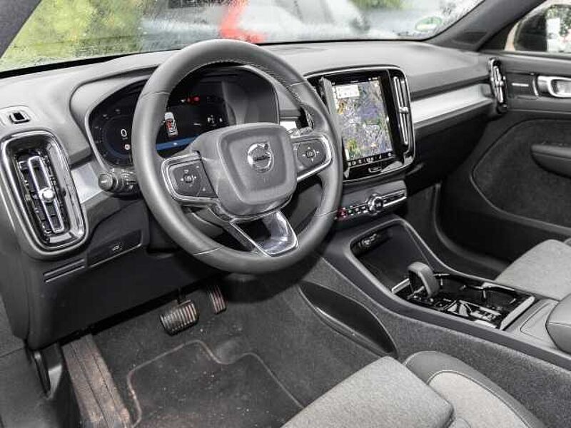 Volvo XC40 Plus Dark 2WD B3 EU6d digitales Cockpit Memory Sitze Soundsystem HarmanKardon LE