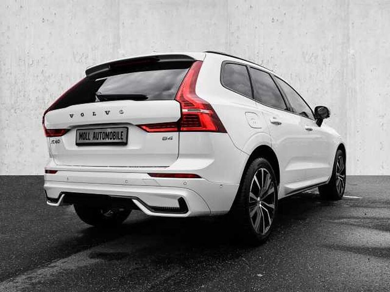 Volvo XC60 Ultimate Dark 2WD B4 Diesel EU6d HUD AD digitales Cockpit Memory Sitze Soundsyst