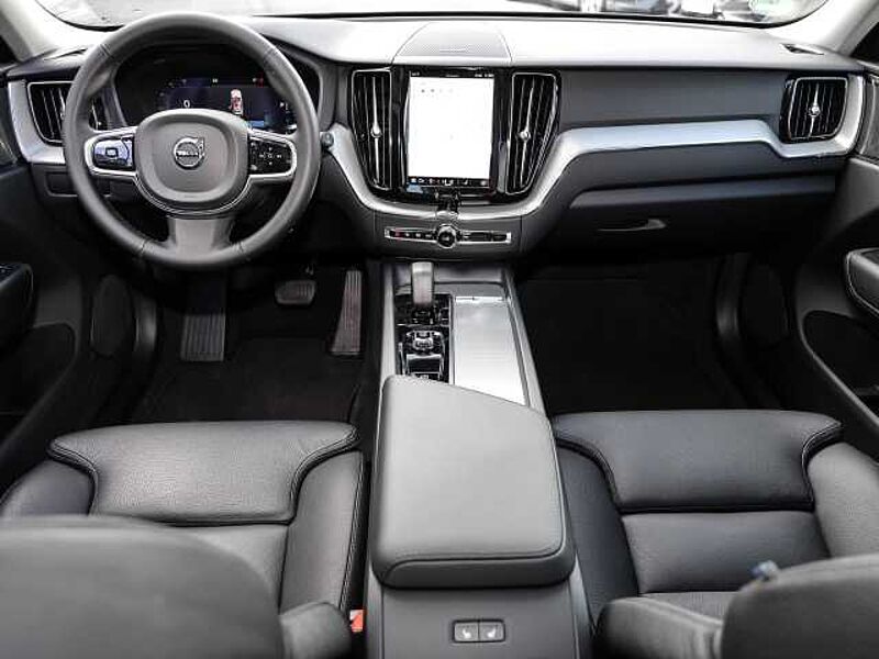 Volvo XC60 Plus Dark 2WD B4 Diesel EU6d digitales Cockpit Memory Sitze Soundsystem HarmanKa