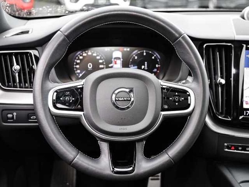 Volvo XC60 R Design AWD B5 Diesel EU6d Allrad HUD StandHZG Navi digitales Cockpit Memory Si