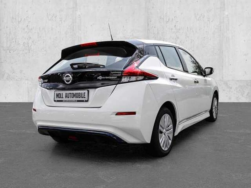 Nissan Leaf ZE1 40 kWh Navi Apple CarPlay Android Auto Klimaautom DAB Ambiente Beleuchtung