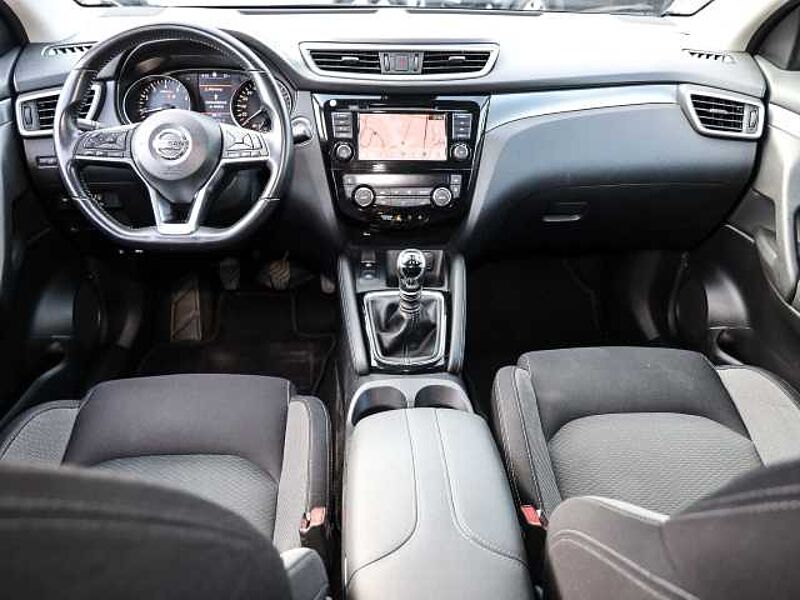 Nissan Qashqai N-Connecta 1.3 DIG-T EU6d-T Navi Mehrzonenklima DAB Ambiente Beleuchtung SHZ