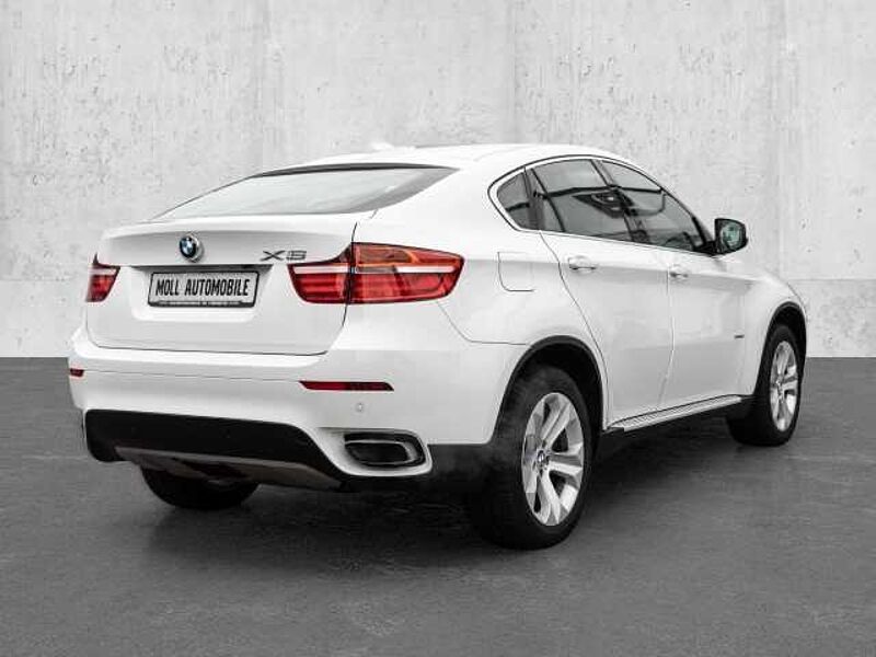 BMW X6 xDrive50i Allrad Sportpaket HUD Luftfederung Navi Leder Memory Sitze Soundsystem