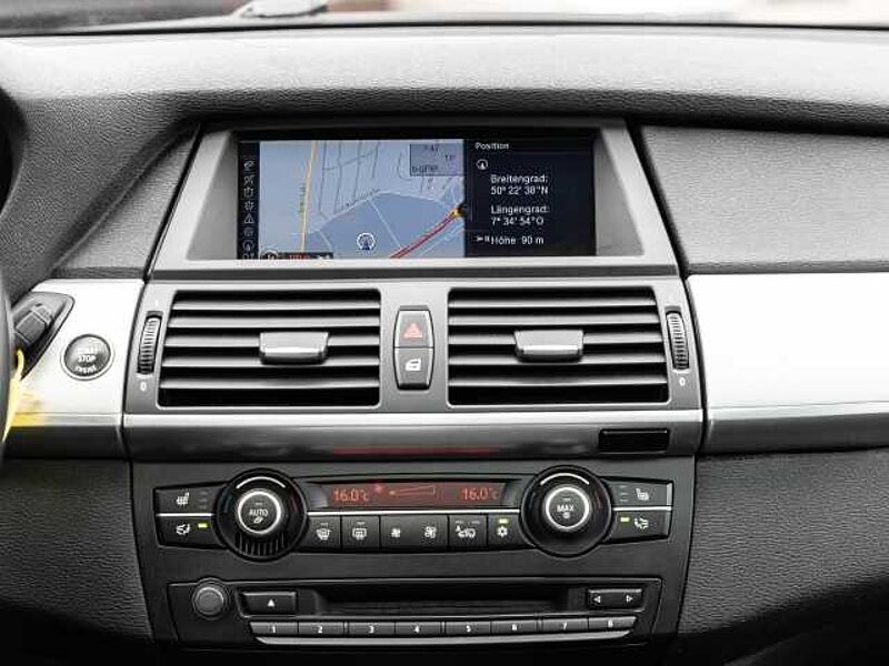 BMW X6 xDrive50i Allrad Sportpaket HUD Luftfederung Navi Leder Memory Sitze Soundsystem