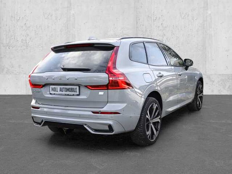 Volvo XC60 Ultimate Dark Recharge Plug-In Hybrid AWD T8 Twin Engine EU6d Allrad HUD StandHZ