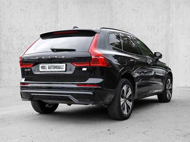 Volvo XC60 Plus Dark Recharge Plug-In Hybrid AWD T8 Twin Engine EU6d Allrad StandHZG digita