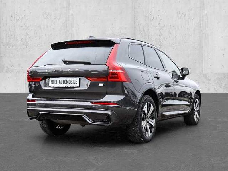 Volvo XC60 Plus Dark Recharge Plug-In Hybrid AWD T8 Twin Engine EU6d Allrad StandHZG digita