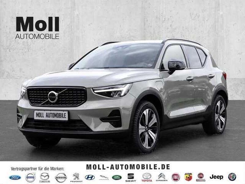 Volvo XC40 Plus Dark Recharge Plug-In Hybrid 2WD T4 Twin Engine EU6d StandHZG Navi digitale