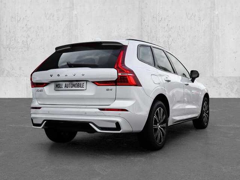 Volvo XC60 Plus Dark 2WD B4 Benzin EU6d StandHZG Leder digitales Cockpit Memory Sitze Sound