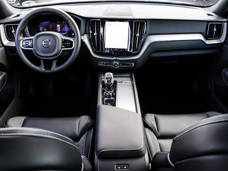 Volvo XC60 Plus Dark 2WD B4 Benzin EU6d StandHZG Leder digitales Cockpit Memory Sitze Sound