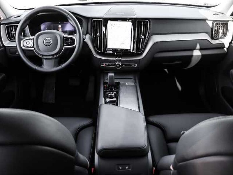 Volvo XC60 Plus Dark AWD B4 Diesel EU6d StandHZG digitales Cockpit Memory Sitze Soundsystem