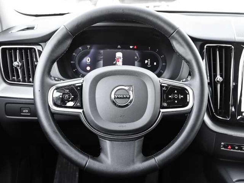 Volvo XC60 Plus Dark AWD B4 Diesel EU6d StandHZG digitales Cockpit Memory Sitze Soundsystem