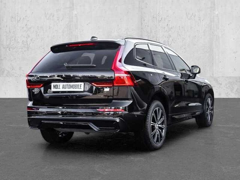 Volvo XC60 Plus Dark Recharge Plug-In Hybrid AWD T8 Twin Engine EU6d StandHZG Leder digital