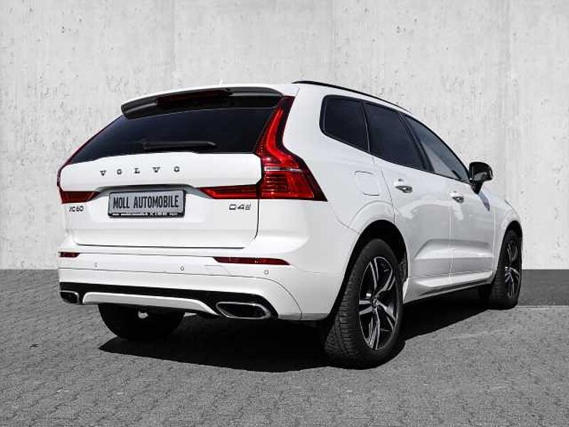 Volvo XC60 R Design 2WD D4 EU6d-T HUD Navi digitales Cockpit Memory Sitze Soundsystem Harma